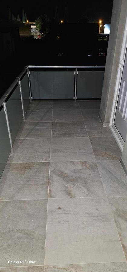 Ekonomic Apartmani Golubovci 外观 照片