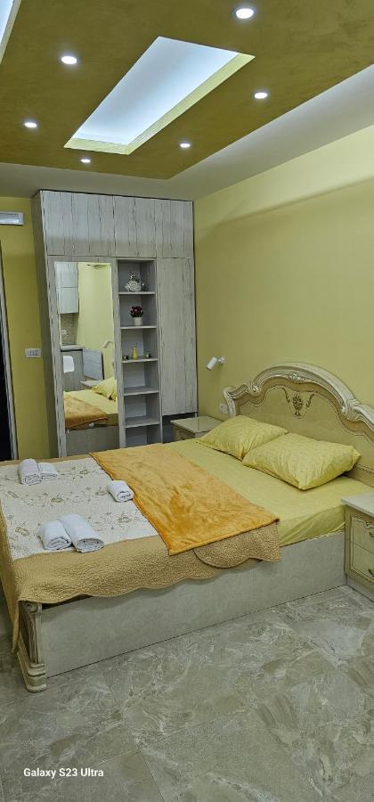 Ekonomic Apartmani Golubovci 外观 照片